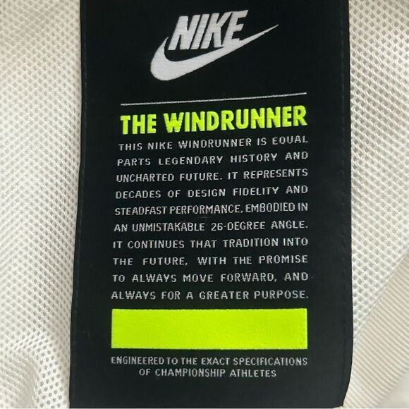Nike Windrunner Classic Sport Jacket White Black Mens Small DA0001-134 - Picture 3 of 9